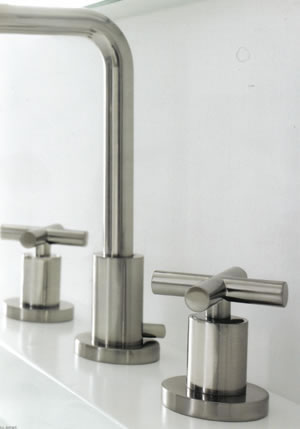 Armaturen, Duschbrausen, Waschbecken