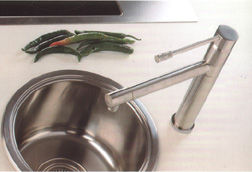 Waschbecken, Küchenarmaturen