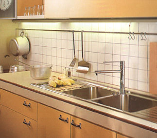 Waschbecken, Küchenarmaturen