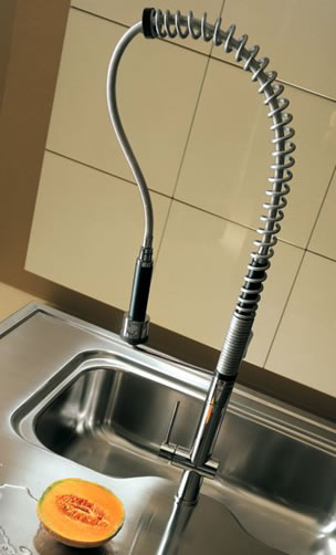 Waschbecken, Küchenarmaturen