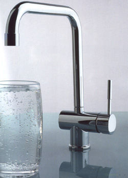 Waschbecken, Küchenarmaturen