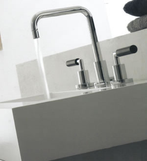 Armaturen, Duschbrausen, Waschbecken